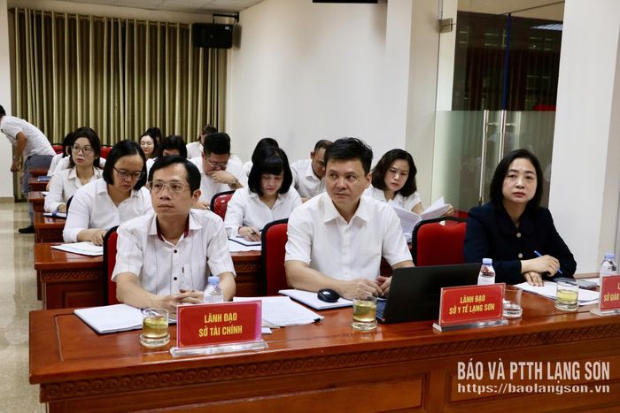 Các đại biểu dự hội nghị
