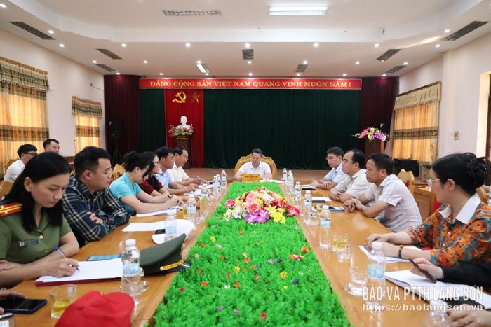 Các đại biểu dự họp