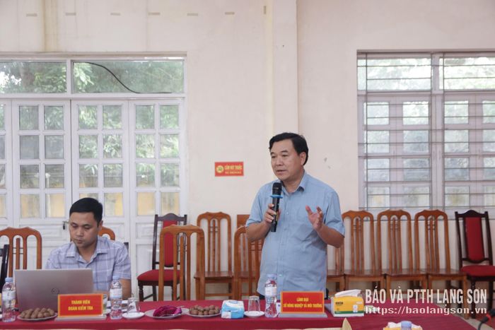 Giám đốc Sở Nông nghiệp và Môi trường phát biểu làm rõ một số nội dung tại buổi kiểm tra