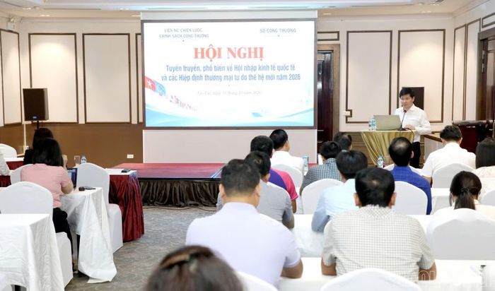 Lãnh đạo Sở Công Thương phát biểu tại hội nghị.