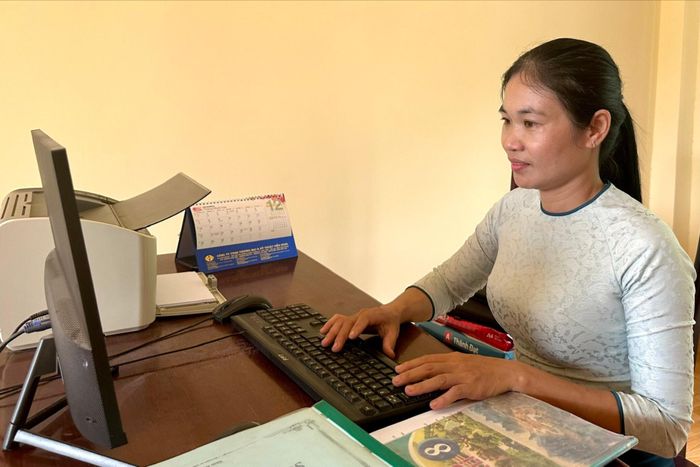Cô giáo Lê Thị Khánh Ly tận tâm, tận tụy với sự nghiệp “trồng người” nơi vùng khó