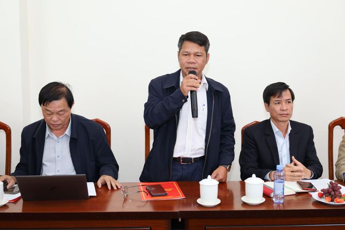 Phó Giám đốc Báo và PTTH Lâm Đồng Điểu Ken phát biểu tại buổi làm việc