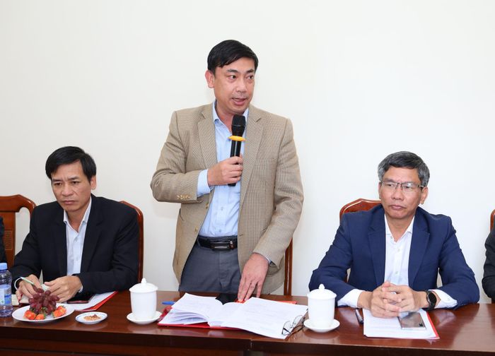 Phó Giám đốc Báo và PTTH Lâm Đồng Nguyễn Thanh Hùng phát biểu tại buổi làm việc