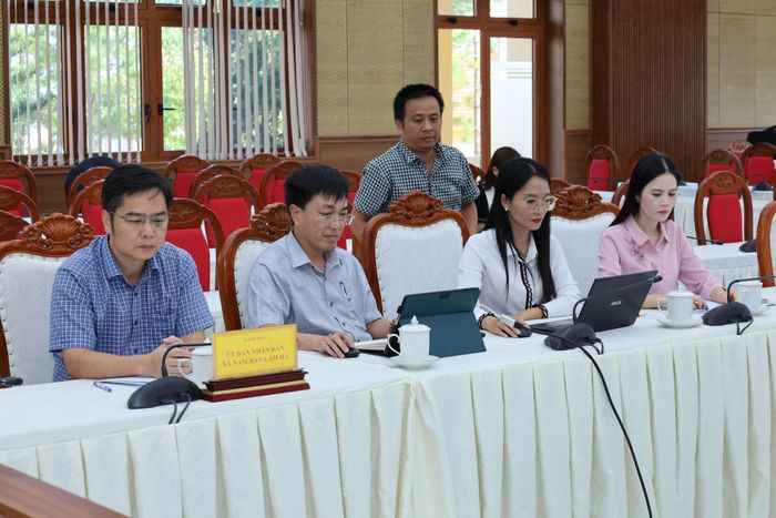 Lãnh đạo xã Nam Ban Lâm Hà và đơn vị liên quan dự họp