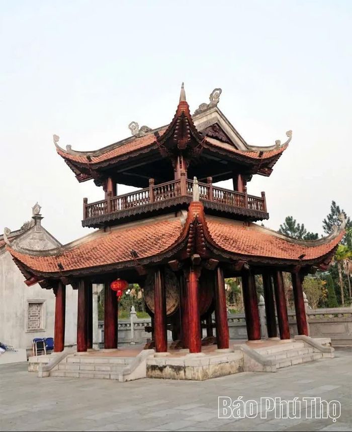 Gác trống Văn Miếu Vĩnh Phúc.