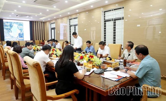 Quang cảnh buổi làm việc.