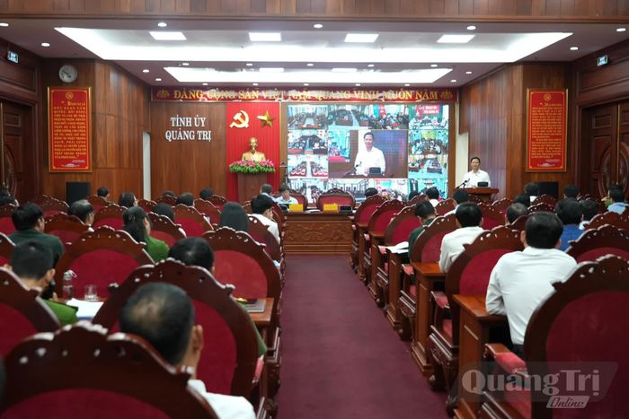 Quang cảnh phiên họp - Ảnh: T.Đ