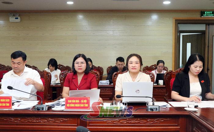 Các đại biểu tham dự hội nghị.