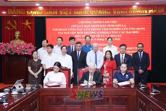 Ký kết Biên bản ghi nhớ hợp tác giữa Công ty TNHH CERED, Công ty TNHH WECACHA và Hợp tác xã Ara Tay Coffee.