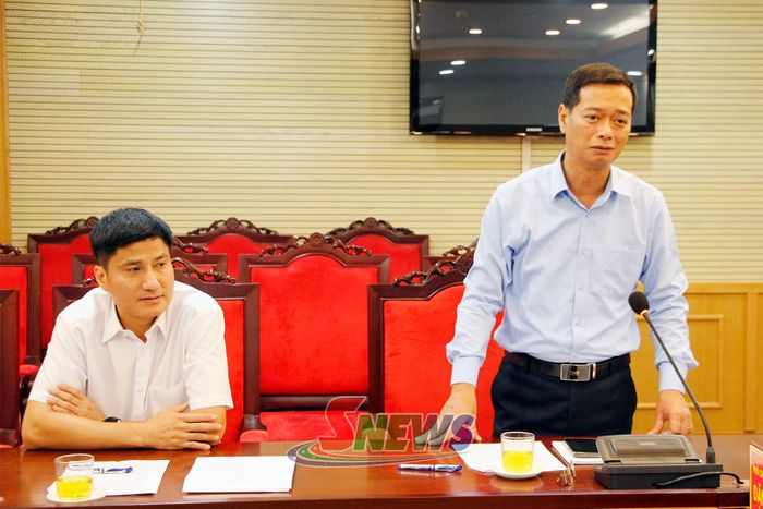 Lãnh đạo Sở Nông nghiệp và Môi trường phát biểu tại cuộc làm việc.