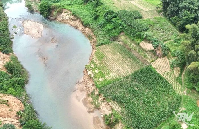 Những diện tích ruộng, soi bãi bị sạt lở cần được đánh giá mức độ thiệt hại để có phương án khắc phục phù hợp.