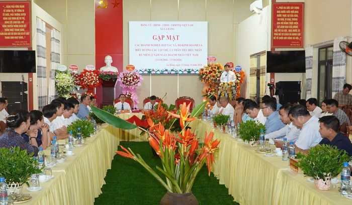 Quang cảnh buổi gặp mặt.