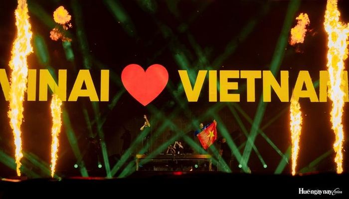  Huế Wonderverse Fest ra đời có sự điều phối của Nhà nước, nhà sản xuất tạo sản phẩm, còn nhà tài trợ tạo nguồn lực.  