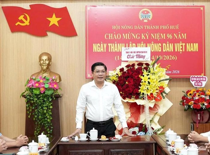 Đồng chí Nguyễn Chí Tài phát biểu chỉ đạo tại buổi thăm. 
