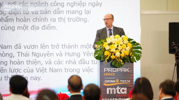 Ông Ian Roberts, Phó Chủ tịch cấp cao khu vực châu Á của Informa Markets
