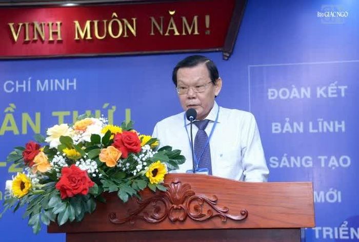  Chủ tịch Hội nhà báo TP.HCM Nguyễn Tấn Phong