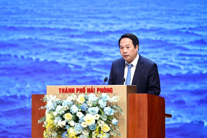 Giám đốc Sở Tài chính Hải Phòng Nguyễn Ngọc Tú báo cáo tại hội nghị.