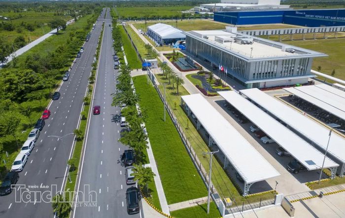 Các KCN phải đảm bảo xu hướng nguồn cung điện ổn định, tích hợp năng lượng tái tạo để thu hút dòng vốn. Ảnh: Lê Toàn
