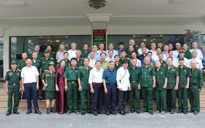 Bức ảnh trước khi chia tay và hẹn ngày gặp lại của các CCB C58...↵