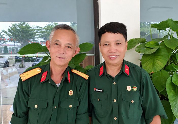Kỷ niệm của Trung tá Đoàn Quốc Bảo, nguyên chiến sĩ Bảo mật BCHQS tỉnh Hà Bắc với Đặng Vương Hưng