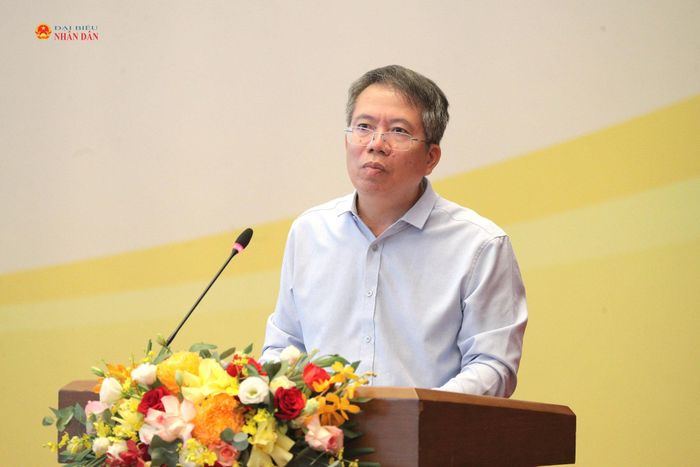 Phó Chủ nhiệm Văn phòng Quốc hội Nguyễn Văn Hiển thông tin về dự kiến chương trình Kỳ họp thứ Hai. Ảnh: Hồ Long