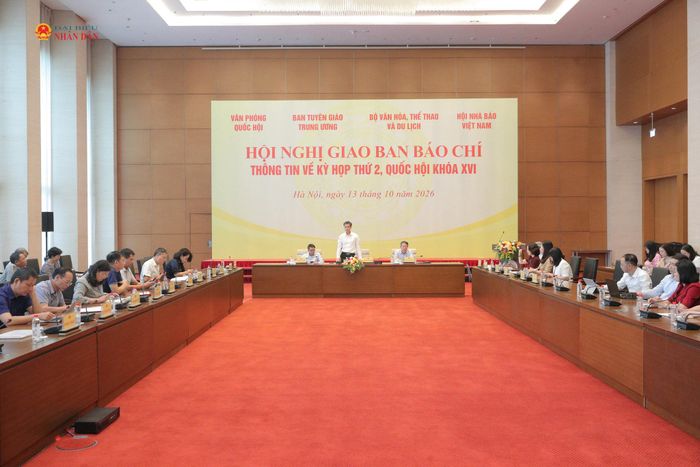 Toàn cảnh hội nghị. Ảnh: Hồ Long