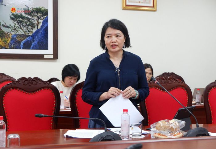ĐBQH hoạt động chuyên trách tại Ủy ban Văn hóa và Xã hội Nguyễn Thị Mai Thoa phát biểu tại cuộc làm việc