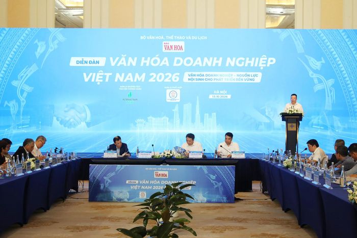 Tổng Biên tập Báo Văn Hóa Nguyễn Anh Vũ phát biểu đề dẫn Diễn đàn