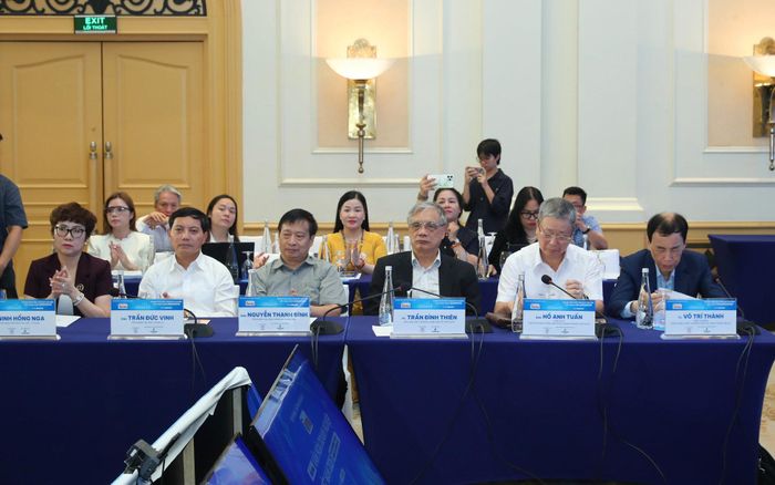 Các đại biểu tham dự Diễn đàn