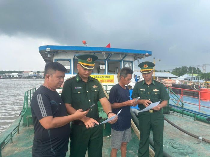 Chuyển đổi số từng bước gắn với yêu bảo vệ vững chắc chủ quyền lãnh thổ, an ninh biên giới quốc gia. Ảnh: Lam Khánh