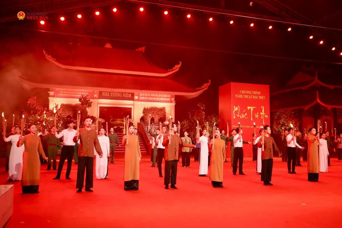 Tiết mục văn nghệ tại chương trình