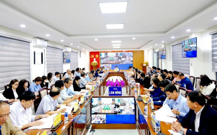 Toàn cảnh hội nghị tại điểm cầu Lâm Đồng.