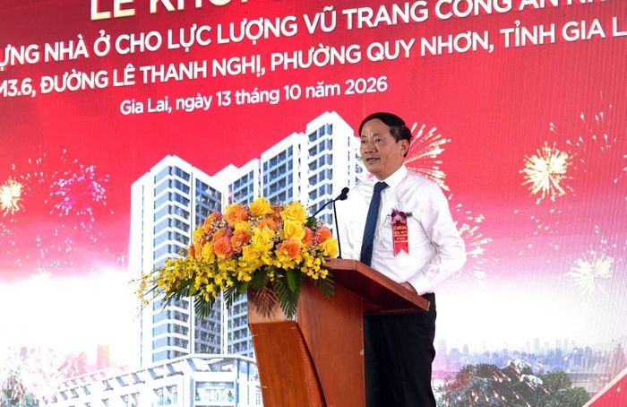 Chủ tịch UBND tỉnh Gia Lai Phạm Anh Tuấn phát biểu tại buổi lễ.
