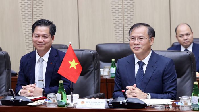 Thứ trưởng Nguyễn Văn Long tin tưởng, quan hệ hợp tác giữa Bộ Công an Việt Nam và FSIN sẽ tiếp tục được củng cố, phát triển thiết thực và hiệu quả.