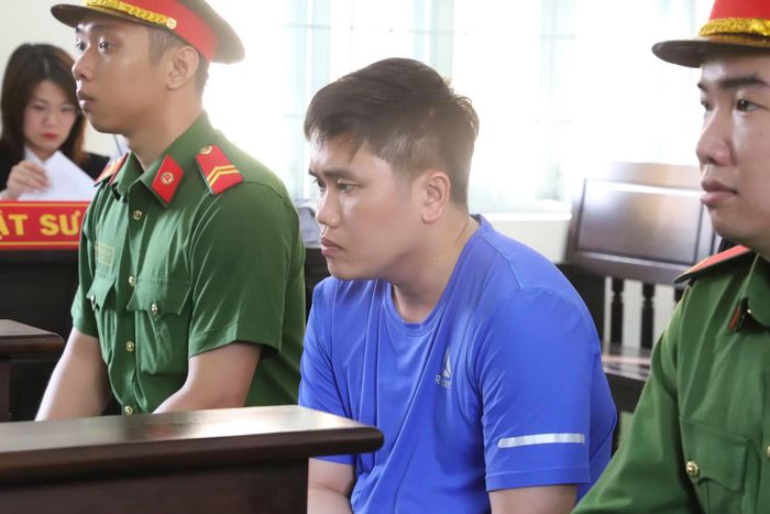 Bị cáo thừa nhận hành vi vi phạm pháp luật như cáo trạng truy tố.