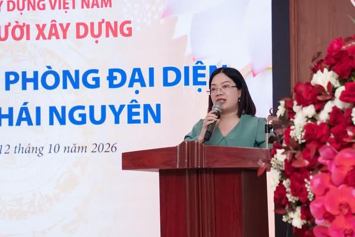 Bà Nguyễn Mỹ Linh, Phó Giám đốc Sở Văn hóa, Thể thao và Du lịch tỉnh Thái Nguyên phát biểu tại Lễ ra mắt Văn phòng đại diện của Tạp chí Người xây dựng tại Thái Nguyên.