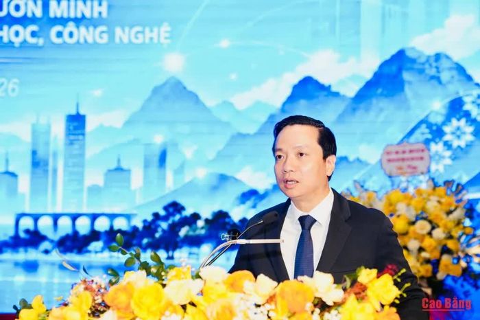 Phó Bí thư Tỉnh ủy, Chủ tịch UBND tỉnh Lê Hải Hòa phát biểu kết luận tại chương trình.