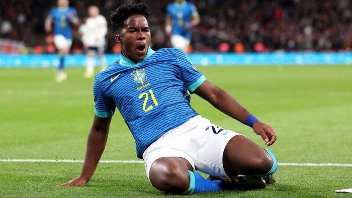 Tiền đạo Endrick của Real Madrid cũng đang được Tottenham đưa vào tầm ngắm