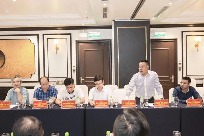 Tại hội nghị, nhiều ý kiến đóng góp hướng đến việc xây dựng và phát triển Chi hội ngày càng vững mạnh.