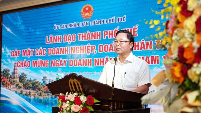 Chủ tịch UBND thành phố Huế Lê Trí Thanh phát biểu tại buổi lễ