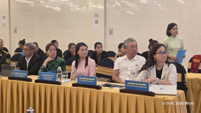 Các đại biểu tham dự Hội nghị