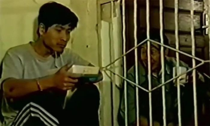 Diễn viên Quốc Tuấn vào vai Thành, người hàng xóm tại khu tập thể trong Chuyện nhà Mộc.
