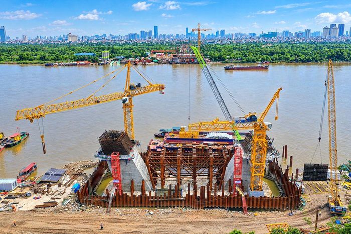 Dự án cầu Tứ Liên giúp kết nối giao thông nội đô Hà Nội với Bắc Ninh (sân bay Gia Bình) trong tương lai mở rộng không gian giao thông, liên kết vùng.