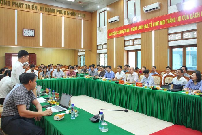 Quang cảnh buổi làm việc. Ảnh: Cao Kỳ