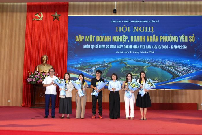 Hội nghị cũng tổ chức trao giải thi đấu Pickleball trong cộng đồng doanh nghiệp, hộ kinh doanh, góp phần tăng cường giao lưu, kết nối. Ảnh: Thái Phương