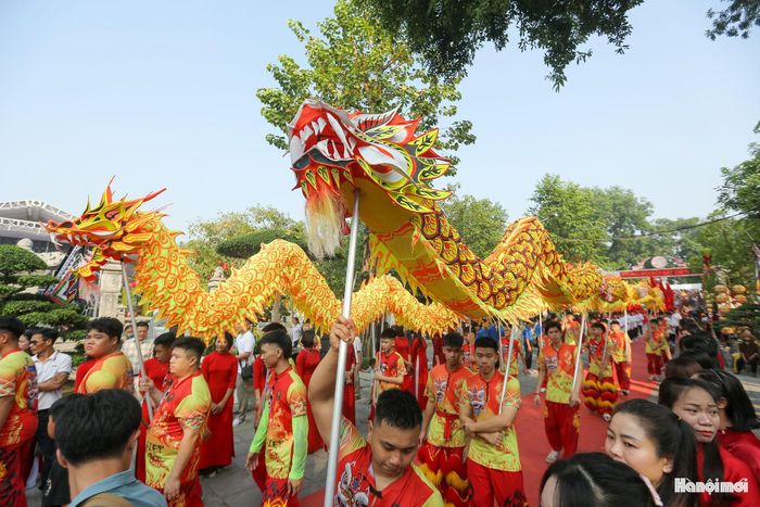 Hội thề non nước đầu tiên của dân tộc Việt Nam diễn ra tại Hát Môn đã thể hiện tinh thần yêu nước và đoàn kết dân tộc; là biểu tượng sáng ngời của tinh thần đấu tranh quật cường, ý chí tự lực, tự cường, không chịu khuất phục trước kẻ thù của nhân dân Việt Nam.