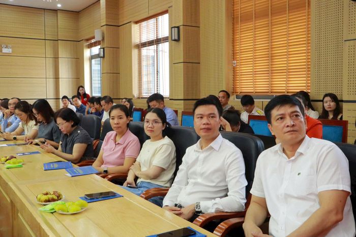 Buổi gặp mặt tạo cơ hội để các doanh nhân trên địa bàn giao lưu, kết nối và tăng cường hợp tác. Ảnh: PV