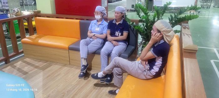 Khu vực nghỉ giải lao dành cho công nhân viên Công ty TNHH Matsuo Industries Việt Nam. Ảnh: Hoàng Long.