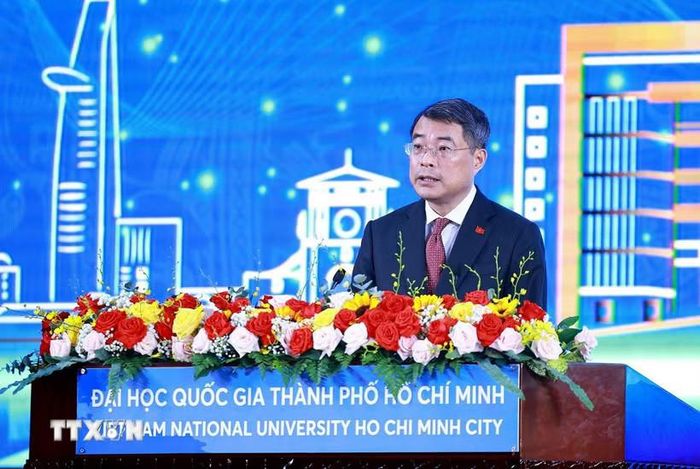 Thủ tướng Lê Minh Hưng phát biểu tại Lễ khai khóa Đại học Quốc gia thành phố Hồ Chí Minh năm 2026. Ảnh: TTXVN