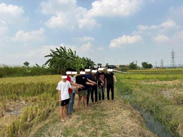 Hiện trường nơi các đối tượng cướp xe. 